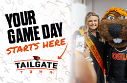 Beaver fans tailgating