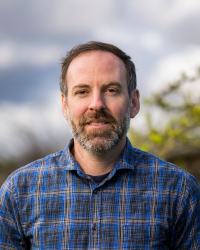 Headshot of Scott Lukas