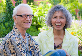 Y. Sherry Sheng and Spike Wadsworth outside together