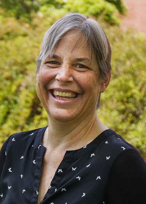 Kari van Zee Headshot