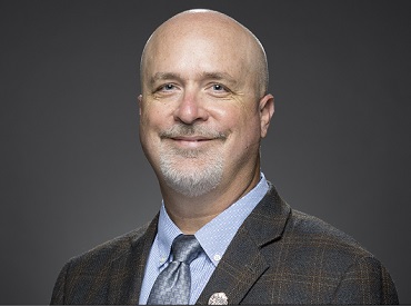 Dan Whitinger Headshot