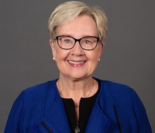 Caron Ogg - April 2022