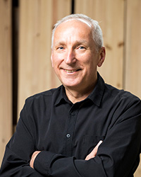 Lech Muszynski headshot