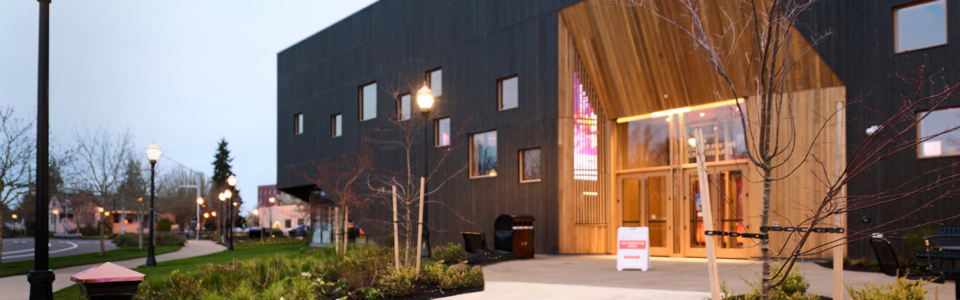 Exterior shot of the entrance of the PRAx building.